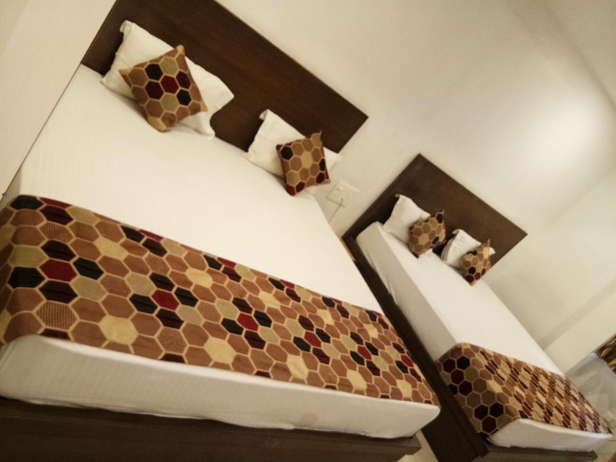 Hotel Delux Inn Agra  Kültér fotó