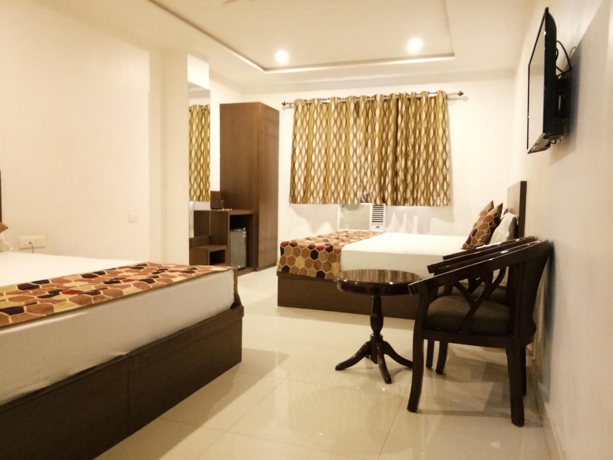 Hotel Delux Inn Agra  Kültér fotó