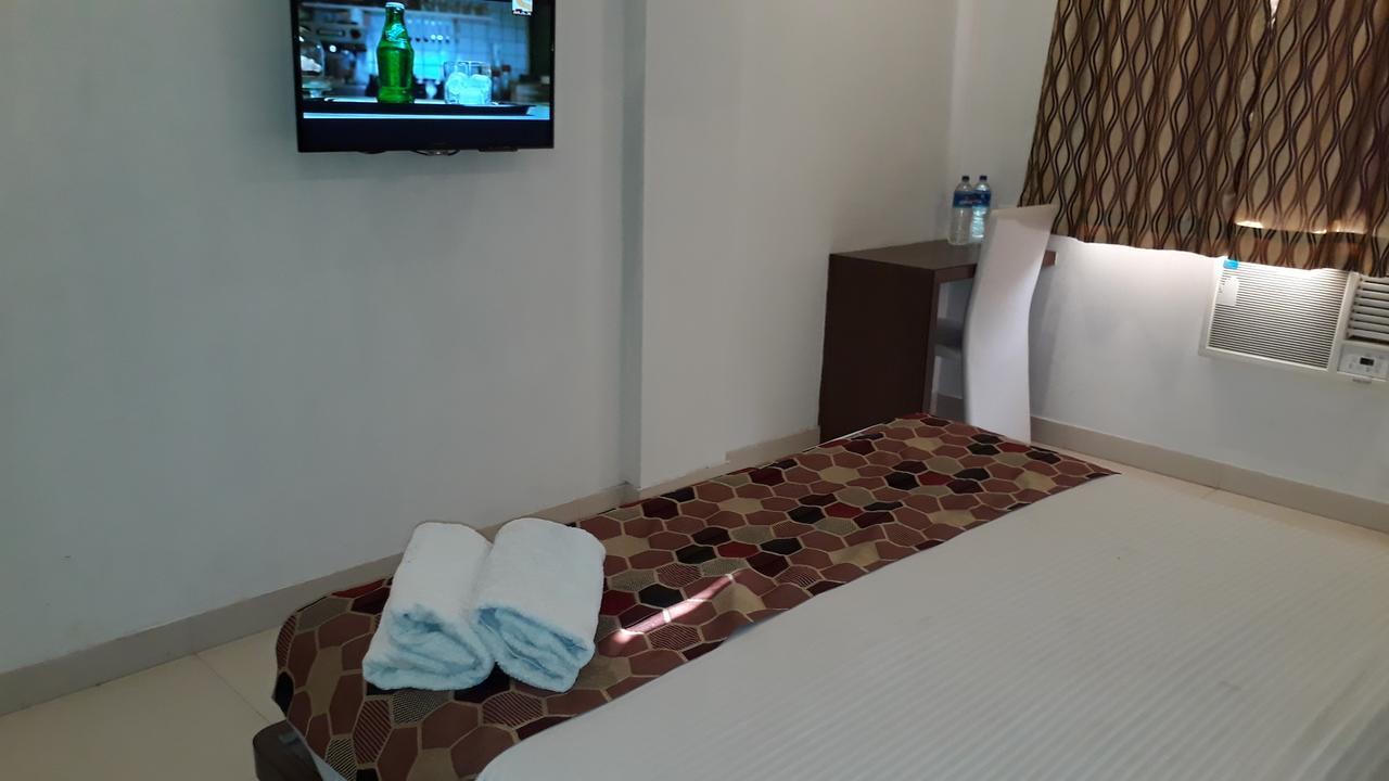 Hotel Delux Inn Agra  Kültér fotó
