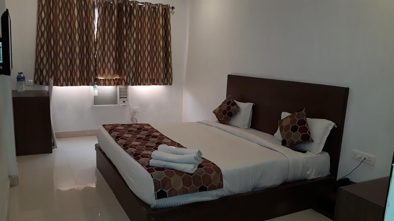 Hotel Delux Inn Agra  Kültér fotó